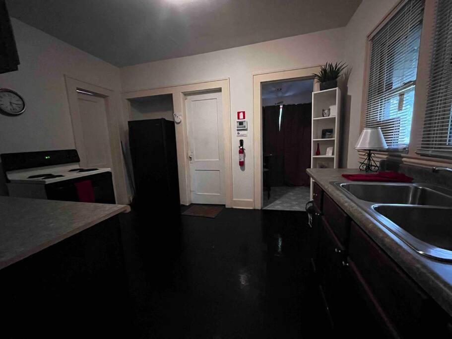 Comfortable 2-Bdrm Spacious Home With Wifi & Patio Indianapolis Ngoại thất bức ảnh