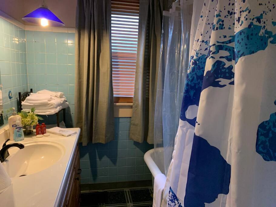 Comfortable 2-Bdrm Spacious Home With Wifi & Patio Indianapolis Ngoại thất bức ảnh